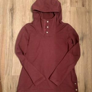 Womens Northface Pullover Medium with button details